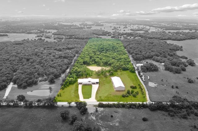 310 County Road 217, Collinsville, TX 76233