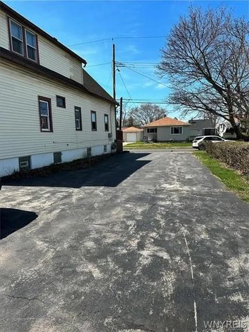 105 Griffith Street, Cheektowaga, NY 14212