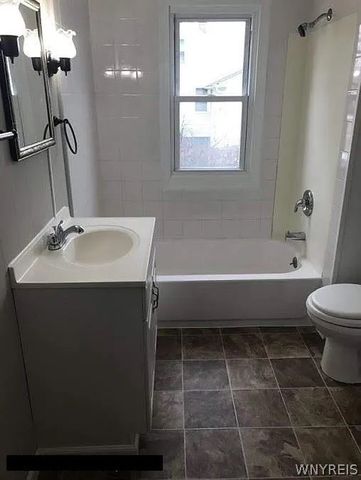 105 Griffith Street, Cheektowaga, NY 14212