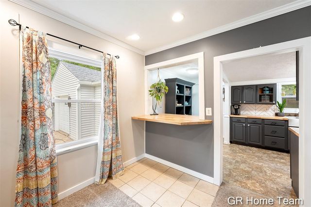 1605 Preston Avenue, Grand Rapids, MI 49504
