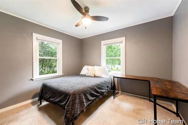 1605 Preston Avenue, Grand Rapids, MI 49504