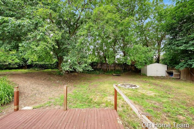 1605 Preston Avenue, Grand Rapids, MI 49504