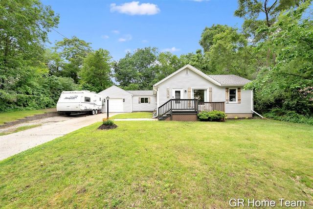 1605 Preston Avenue, Grand Rapids, MI 49504