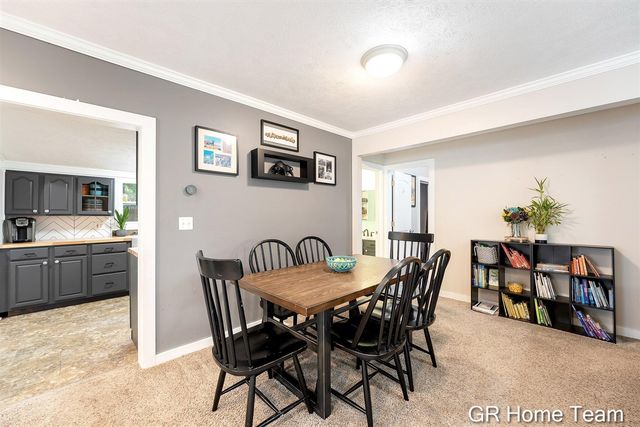 1605 Preston Avenue, Grand Rapids, MI 49504