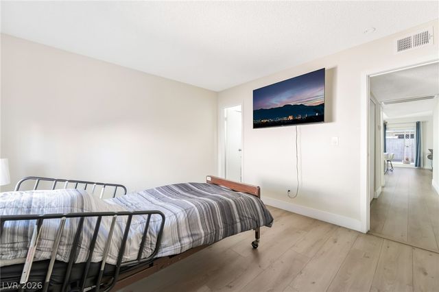 4982 Andover Drive, Las Vegas, NV 89122