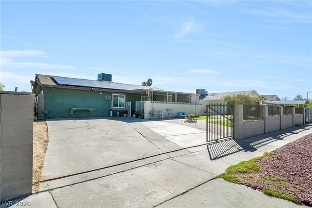 4982 Andover Drive, Las Vegas, NV 89122