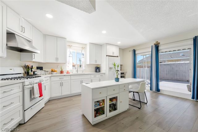 4982 Andover Drive, Las Vegas, NV 89122