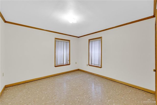 18 Bellas Lane, Rio Grande City, TX 78582