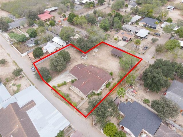 18 Bellas Lane, Rio Grande City, TX 78582