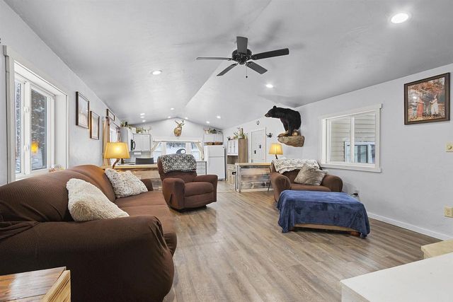 W6524 COUNTY ROAD R, Pembine, WI 54151