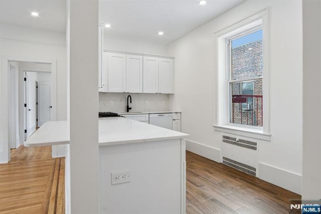 340 Fairmount Avenue 501, Jersey City, NJ 07306