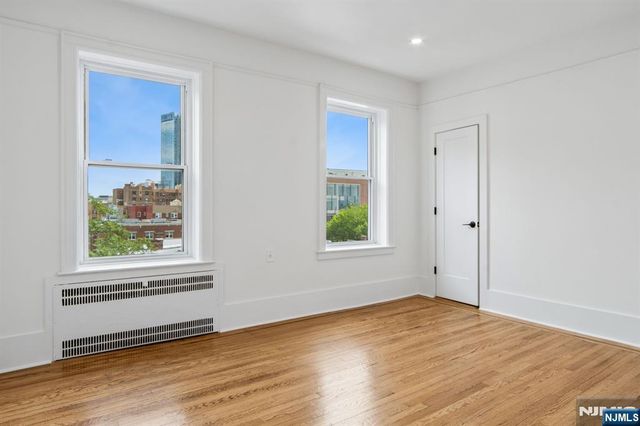 340 Fairmount Avenue 501, Jersey City, NJ 07306