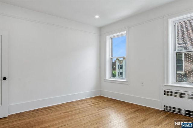 340 Fairmount Avenue 501, Jersey City, NJ 07306