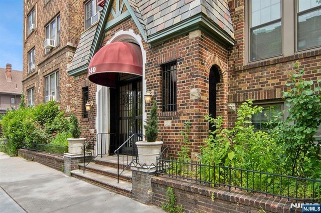 340 Fairmount Avenue 501, Jersey City, NJ 07306