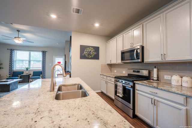 13207 Antelope Run, St Hedwig, TX 78152