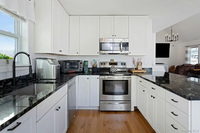 34 Ashburton Road, Carmel, NY 10512