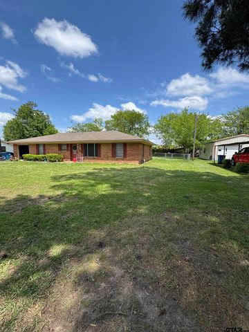 105 Tomie St, Quitman, TX 75783