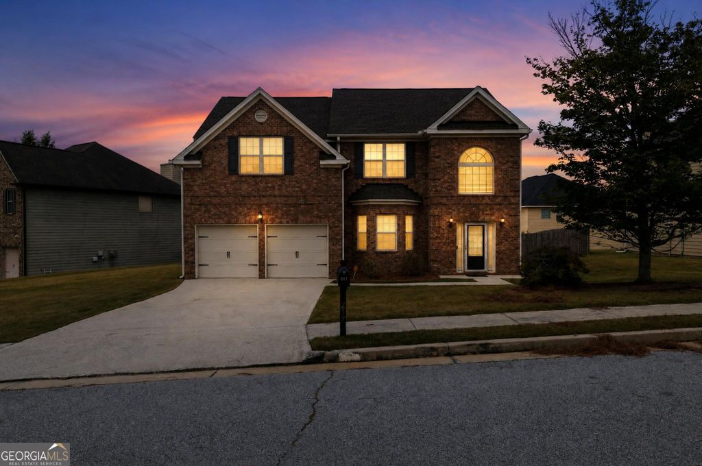 217 Saintvry Path, Atlanta, GA 30349 — exterior