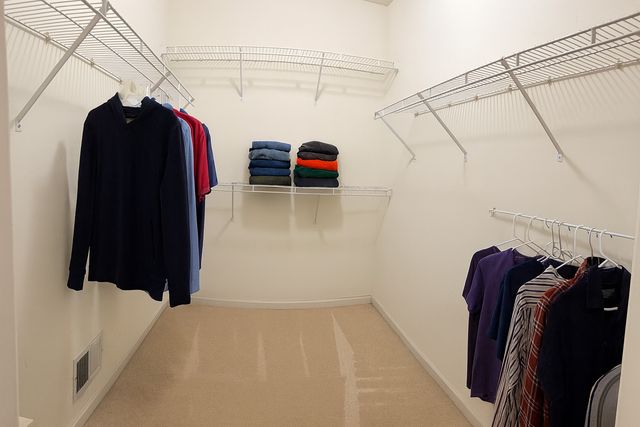 21546 Victory Lake Way, Crest Hill, IL 60403