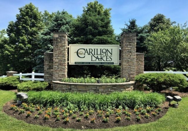 21546 Victory Lake Way, Crest Hill, IL 60403