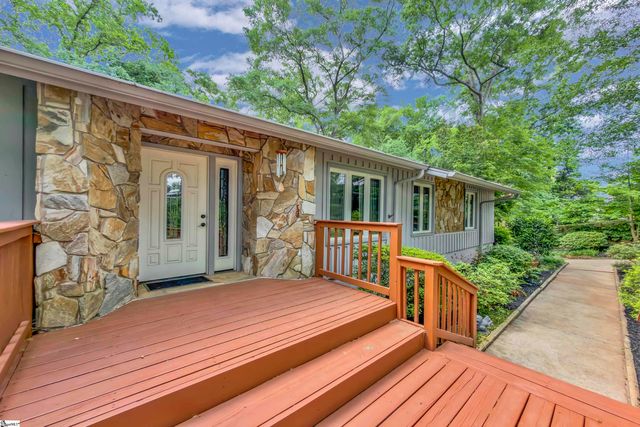 204 Fishbrook Way, Simpsonville, SC 29681