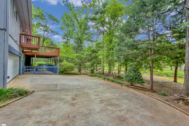 204 Fishbrook Way, Simpsonville, SC 29681