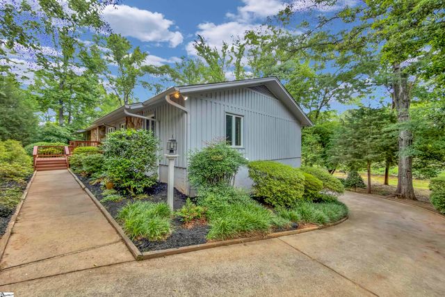204 Fishbrook Way, Simpsonville, SC 29681