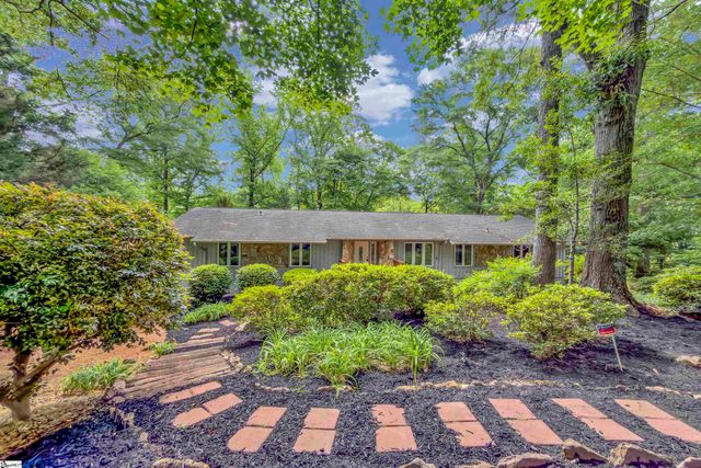 204 Fishbrook Way, Simpsonville, SC 29681