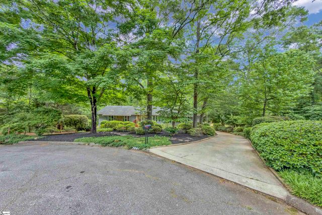 204 Fishbrook Way, Simpsonville, SC 29681
