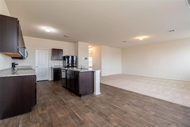 12000 Pyrite RD, Manor, TX 78653