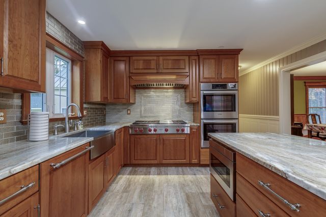 99 Horse Hill Road, Concord, NH 03303
