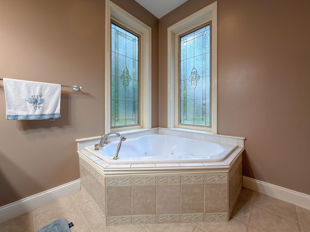 99 Horse Hill Road, Concord, NH 03303