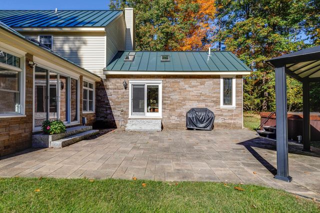 99 Horse Hill Road, Concord, NH 03303
