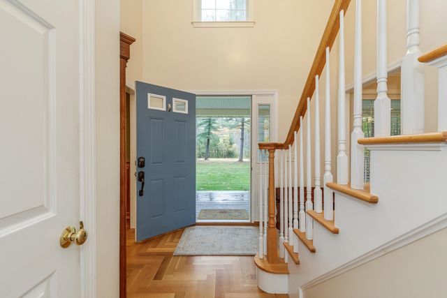 99 Horse Hill Road, Concord, NH 03303