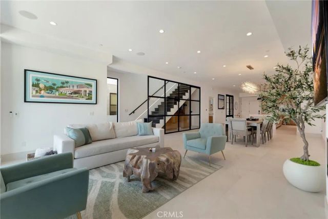 203 Indianapolis Avenue, Huntington Beach, CA 92648