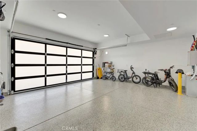 203 Indianapolis Avenue, Huntington Beach, CA 92648