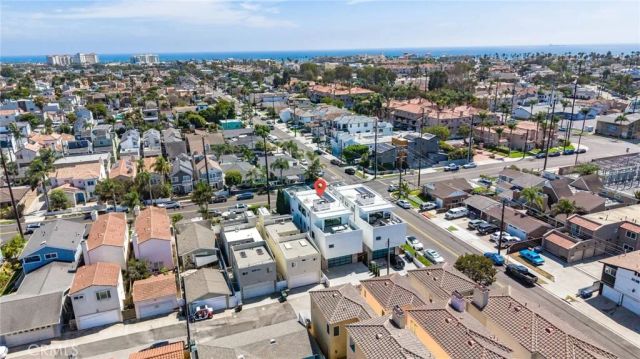 203 Indianapolis Avenue, Huntington Beach, CA 92648