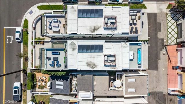 203 Indianapolis Avenue, Huntington Beach, CA 92648
