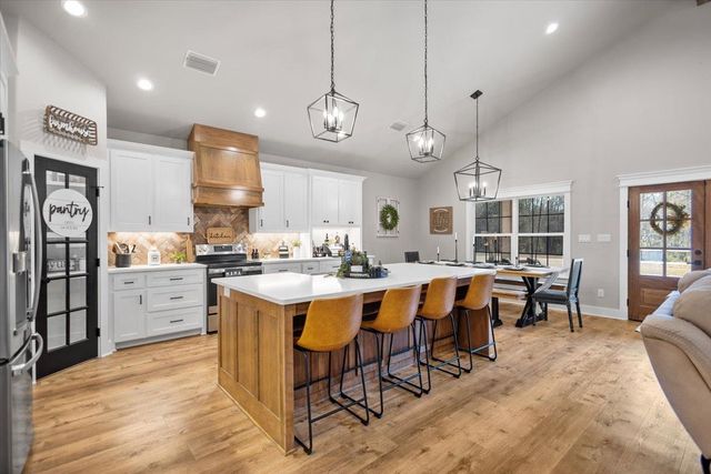 23193 County Road 2169, Troup, TX 75789