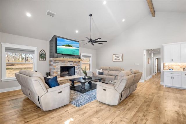 23193 County Road 2169, Troup, TX 75789