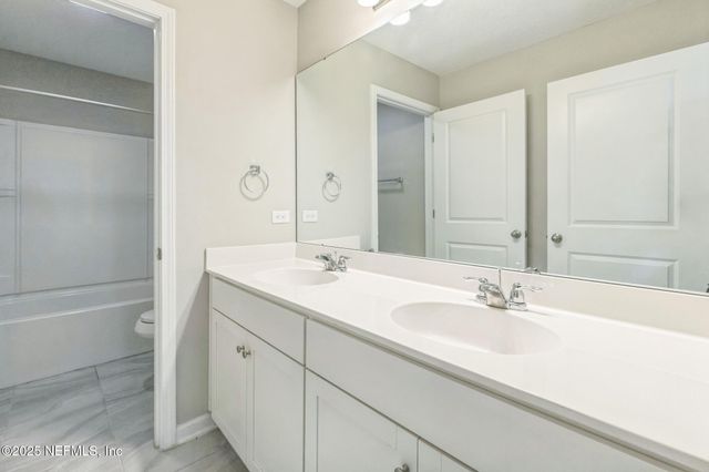 4889 MORNING RISE Circle, Jacksonville, FL 32218