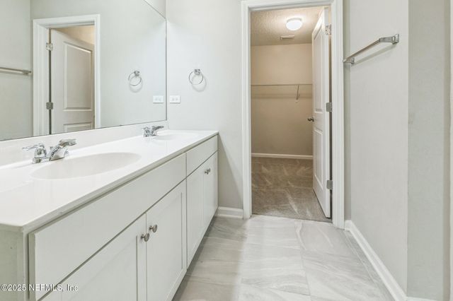 4889 MORNING RISE Circle, Jacksonville, FL 32218