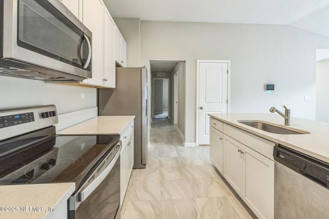4889 MORNING RISE Circle, Jacksonville, FL 32218
