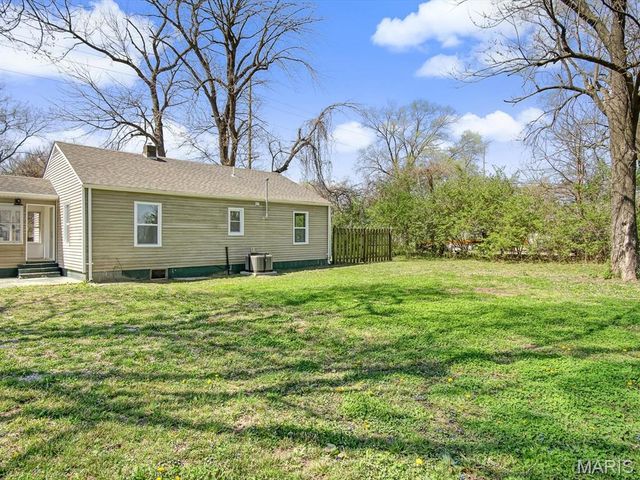 556 McBride Avenue, Dupo, IL 62239