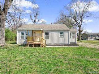 556 McBride Avenue, Dupo, IL 62239