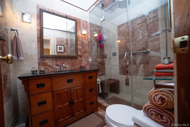 30 Long Bow, Wading River, NY 11792