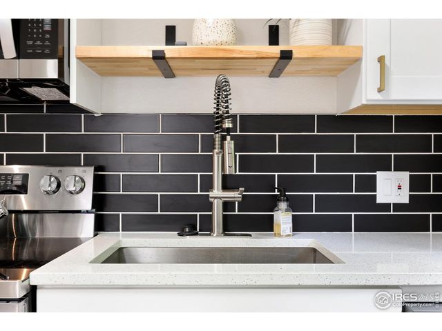 717 E 8th St, Loveland, CO 80537