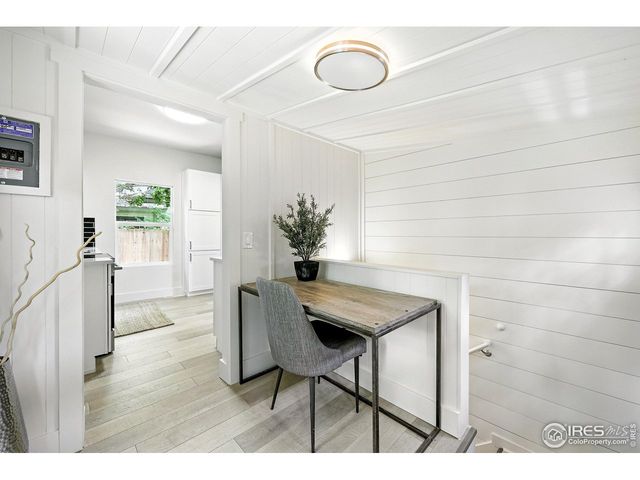 717 E 8th St, Loveland, CO 80537