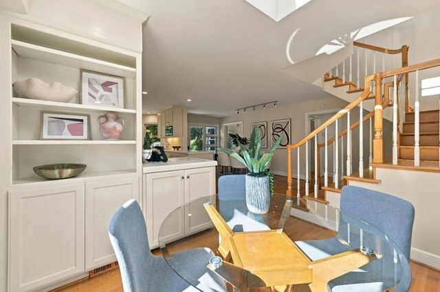 1604 White Oak Way, San Carlos, CA 94070