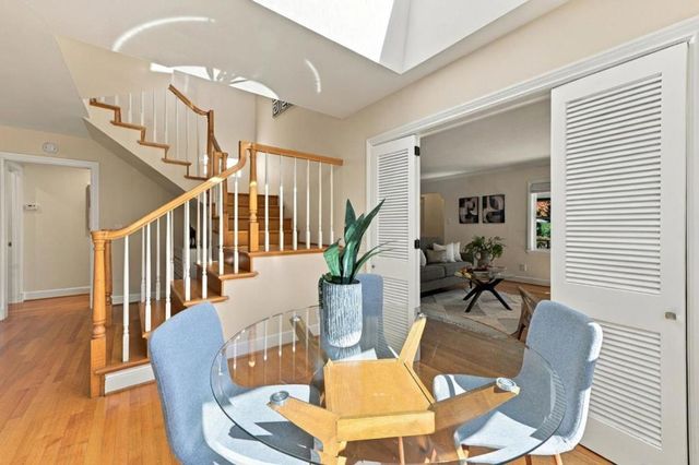 1604 White Oak Way, San Carlos, CA 94070